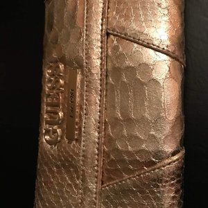 GUESS WALLET/ EXCELLENT CONDITION